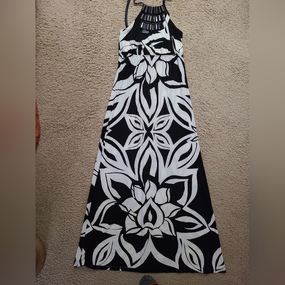 Bisou Bisou Black and White Floral Maxi Dress.